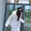 Piumino da donna Parka con cappuccio piumino femminile corto designer coreano minoranza piumino d'anatra bianca giacca di pane addensato 221007
