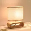 Lampes de table Lampe en bois de style japonais pour salon étude chambre lumière nuit lecture bureau éclairage Luminaria tissu abat-jour