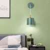 Muurlamp modern stenen blauw licht bed slaapkamer houten gangpad gang huis deco lichten voor