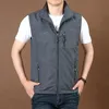 Män västar väst män täcka sommartaktiska tunna casual gilet outwear multi fockna fiske rese waistcoat jacka male chalecos 221008