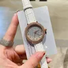 Lüks üst marka bayan izle tam elmas 33mm kadran deri kayış moda kadınlar izler Rhinestone Wristwatches için Anneler Günü Noel Hediyesi Reloj de lujo