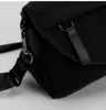 Ll Unisex Xoutdoor-väskor Crossbody-väska Gym Elastiskt justerbart band Axelbröstbälten Fanny Pack Blackfs5g