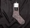 Erkek Çorap Bayan lüks pamuklu Çorap klasik Tasarımcı mektup Çorap birlikte rahat Popüler trend