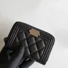 Kvinna lyxiga plånböcker Kohude Kreditkort Kvinnliga kaviar Purses äkta läderkortshållare Fashion Small Zipper Short Coin Purse6924848