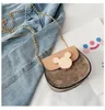 Brown Flower Bag Key Chains Rings for Kids Fashion Cartoon Design Pu Leather Women Girls Handbag Charms Car Keychains Phone Holder1713765
