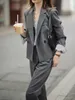 Kadınlar Suits Blazers Sonbahar İş Giysileri 2 Parçalı Blazer Set Kadın İş Takım Kırış Pantolonları Yüksek Bel Kalem Pantolon Kadın Moda Gri Pantolonlar Kıyafetler 221008