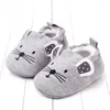 Eerste wandelaars baby jongens meisjes schoenen zachte zool niet skid wieg huis schattig dieren winter warm