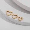 Серьги-кольца золотого цвета в форме сердца с пряжкой для ушей, круглые для женщин, модные очаровательные маленькие серьги, модные ювелирные изделия, подарок