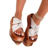 Sandaler koreansk stil Bow Platform Square Head Anti-halk Plus Size Tjock Botten Öppen Toe Slippers Casual Beach Shoes Pantufas