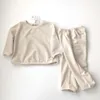 衣料品セット韓国スタイル2-6yrs子供スーツ長袖コットンソリッドTシャツパンツ春秋の男の子の女の子の服セット