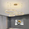 Lampy wiszące Murlamp Nowoczesny luksusowy okrągły żyrandol LED w sypialni salon jadalnia oświetlenie złota czarna halo