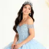 Lyxiga quinceanera kl￤nningar med mantel glitter paljett s￶t 16 kl￤nning fr￥n axel p￤rlor mexico flickor vestidos de xv anos