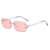 Occhiali da sole di lusso senza montatura per le donne Occhiali da sole quadrati piccoli vintage da uomo Brand Design Driving Shades Eyewear Protezione UV400