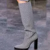 2022 cuero de dama Martin Boots cuadrados gruesos tacones de madera Caballero plisado Cordón patrón mujeres hasta la rodilla botines saqueo dedos de los pies rodilla larga zapatos de boda tamaño 34-43