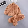 Kläder sätter hösten vinter baby flicka kläder för födda barn pojkar plus fleece varma tröja toppar byxor 2 st.