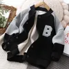 Jackets schattige kleine jongens bomber jas cartoon b bovenkleding patchwork lange mouw casual tops voor peuter honkbalkleding 221010