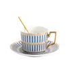 Xícaras pires de café com cerâmica criativa pintada à mão com prato vintage de estilo europeu cappuccino leite mocha xícara de chá pires