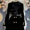 Trajes de mujer Blazers Blazer Coat Mujer Traje de terciopelo Chaqueta Invierno Doble botonadura Manga larga Ladies Black Blazer Belt Mujer Slim Suit Blazer Outwear 221010