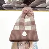 Topp lyxdesigner Winter Hat Mountaineering Men's and Women's Fashion Snow Stick Wool Warm Hat Lovers