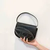 Shoulder Bags Diese Messenger Bag Womens Summer Niche Design Shoulder Jingle Bag Simple and Versatile Contrast Underarm Handbag 220614 1106