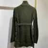 Maya Designer Women 's Down 및 Parkas Mid Length 니트 패널 슬림 핏 허리 슬림 벨트 스탠드 칼라 코트 자수 배지 가벼운 가디건 따뜻한 상단 재킷