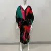Jurken Miyake geplooide jurk Nieuw origineel ontwerp losslanke middellange middelste v-neck elegante bat mouw dames feestjurk 2022 zomer