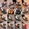 Luxury Brogue Oxford Shoes Pointed Toe Leather Shoes Rhinestone Carved Tassel Sequin Metal Buckle High-End Men Fashion Formal Casual Slip-On