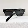 Solglasögon för kvinnor män sommar 7000 stil anti-ultraviolet retro platta fyrkant full ram mode glasögon slumpmässig låda