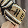 Luxury Pony Tails Holder Designer pannband Hårband för kvinnor Girl Brand pannband Brevhuvud Wrap Simple Broadside D2112202Z243V