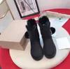 Botas de nieve cálidas clásicas para mujer UG, zapatos de invierno de piel completa y esponjosa, botas de satén para mujer, botines de terciopelo, talla 35-42