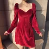 Robes décontractées Vintage robe de velours doux femmes élégantes une ligne boutons automne hiver mince manches longues rouge noir fête pour l'année 2022