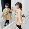 Перекрытие детской куртки Casaco offantil Girl 2022 Spring Khaki Trench Double Wurderbreaker для детей 3-11 т.