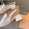2022 Designer Sandalen Luxus Back Space Serie Ferse Hausschuhe Damen Flaches Rindsleder Lackleder KleidHigh Heel Chunky