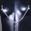 Altri gioielli con catena per capezzoli in cristallo con pendente a goccia d'acqua Rave per le donne Costume da festival per bikini con catena sexy non penetrante 221008