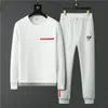 Mens Tracksuit Two Pieces sätter jackor Långa ärmar och byxor med bokstäver broderier modestil vårens höstkläder sport set jacka toppar kostymer #14