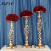 Dekorativa blommor Xuely Wedding Table Center Flower Stand Vase Home El Road Leading Creative Hollow Gold / Silver Metal Candlestick