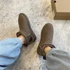 2022 botas quentes mini bota de neve cano baixo australiano clássico inverno pele cheia peludo peludo cetim eua gs 585401 chinelos femininos us3-14