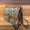 Bolsas de noche Personalidad Mujeres Hombro Versión coreana de la bolsa de mensajero Bolso Lienzo Leopardo Grieta Impresión Salvaje Diagonal