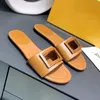 Zapatillas de mujer Chanclas de cuero de verano al aire libre Zapatillas de diseñador Sandalias de playa Diapositivas de ocio Resort de talla grande 35-42