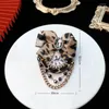 Broscher Berömda Designer Blomma Rosett Tofs Brosch Pärla Nummer 5 Pins Brosch För Kvinnor Vintage Tillbehör