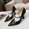 Classique Designer G Femmes Robe Chaussures Mode Talons Hauts Sexy Talons Rouges Pompes De Mariage De Luxe En Cuir Mi-talon sfdsf