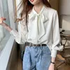 Löst koreanska toppar 2022 Spring Satin Chiffon Blauses Women Fashion Blue Long Sleeve Shirts Office Lady Cloth med Bow