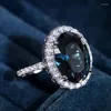 Anneaux de mariage de luxe à la mode plaqué argent ovale pour femmes bleu foncé CZ pierre incrustée bijoux de mode élégant dame fête cadeau anneau