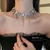 Choker halsband för kvinnor europeiska och amerikanska diamanttassel temperament ljus lyxiga klavikelkedja elegant avancerad halsband