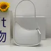 The Row Half Moon Bag Smooth Leather Women Designer Flat Shoulder Strap Curved Zipper Clutch Tote Suded Lining Underarm