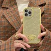 Luxury Macaron Triangle P Designer Telefono per iPhone 14 14Pro 14Plus 13 13Pro 12 Pro Max 12Pro Bling glitter Rhinestone Plastic Diamond COVER COVER IPhone14