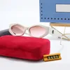 Designer Glass Womens Solglasögon Trend Mens UV Protection Solglasögon för att köra mager solglasögon D22101102JX