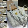 Totes McBag Designers Väskor Premium Cloud and Rain Grey Series Tot Bag Women Letter läder handväska stor kapacitet shoppingväska crossbody handväska 221011