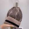 Berretto in maglia a forma morbida di lana nera grigio scuro / berretti con teschio Cappelli casual caldi invernali unisex