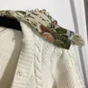 Kvinnors tröjor Designer Trendiga Flora Jacquard Personlighet Pearl Ornent Cardigan Coat Girl Lovely Charm Knit Jackets tröja R41U